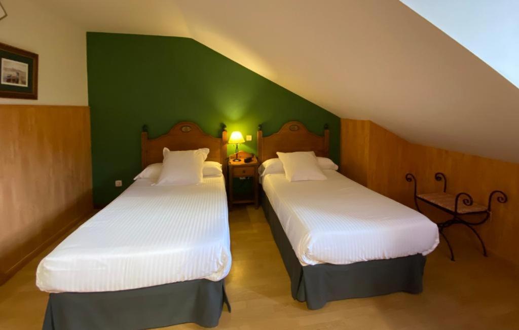 El Tejo De Comillas Chambre photo